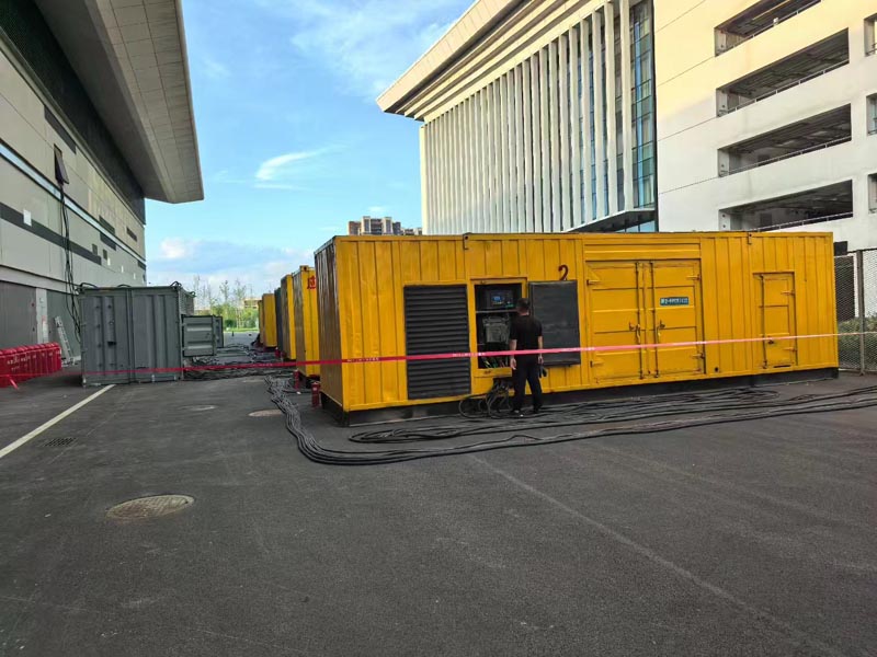 保城镇柴油发电机冬季保养注意事项？