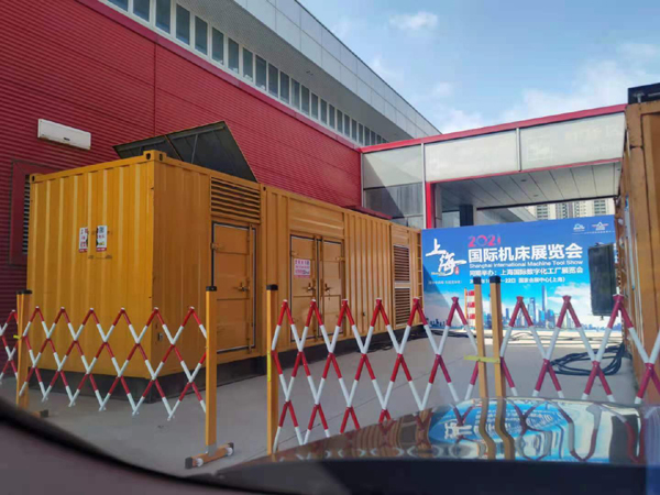 保城镇出租发电机-柴油发电机和汽油发电机哪个更好一些?
